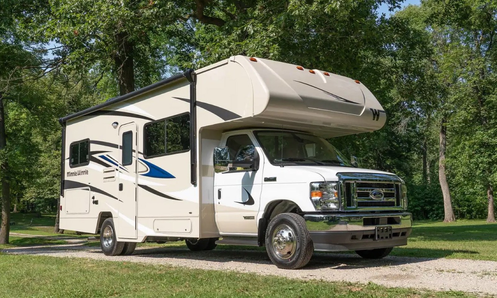 Thor Four Winds vs. Winnebago Minnie Winnie: Class C Showdown