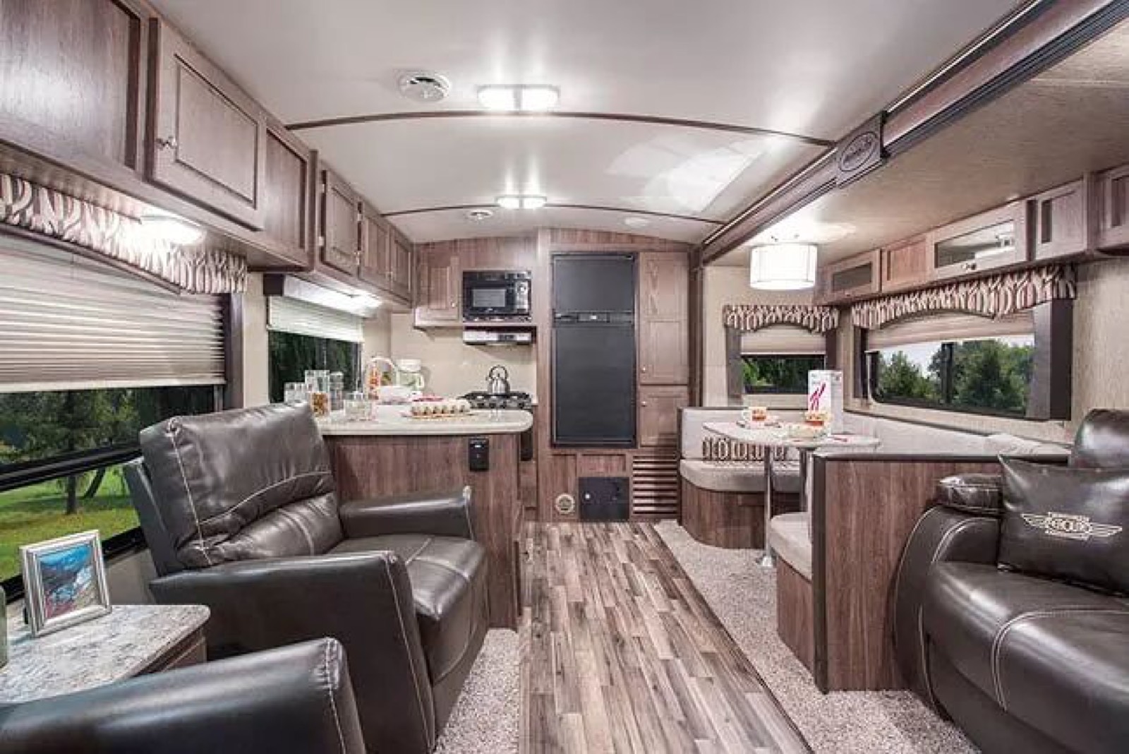 2018 Dutchmen Aerolite 294RKSS Review