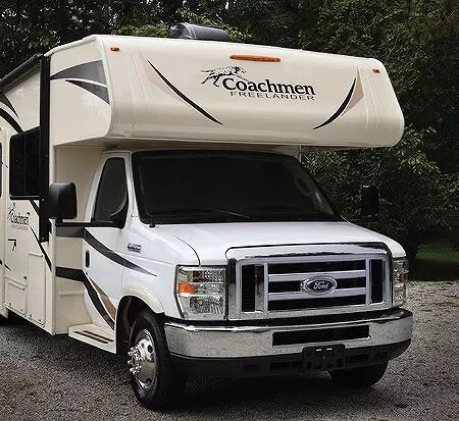 2018 Coachmen Freelander 26RS Review