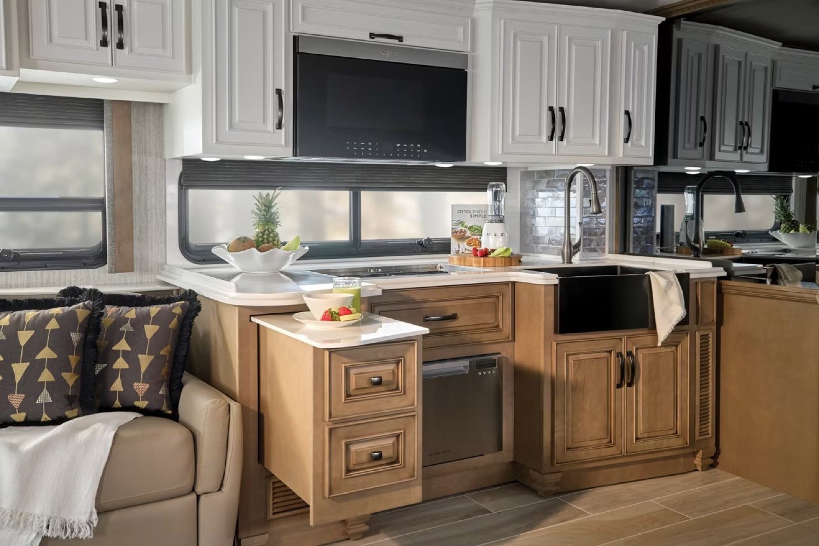5 Best Features of the Newmar Dutch Star